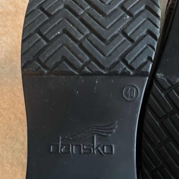 Size EU 40 clogs. - Picture 7 of 7